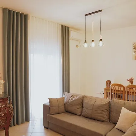 Adriatic Bay Escape Apartment Durrës